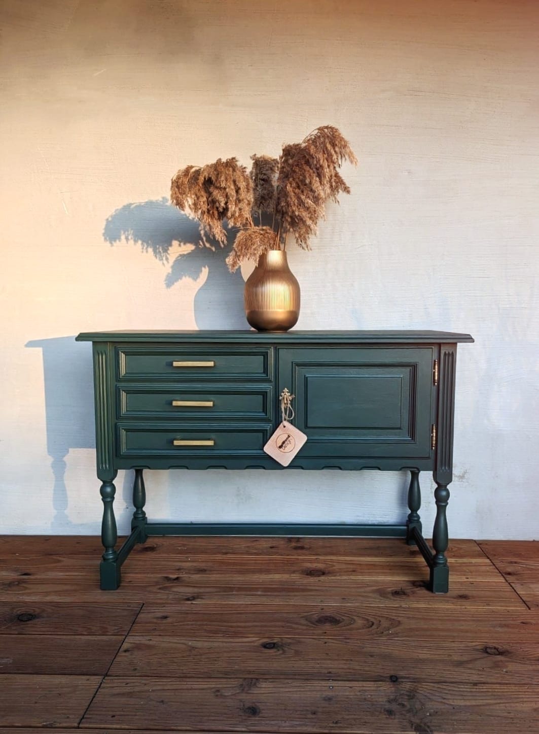 Green vintage dresser | Sideboard | Mid-century | Deer green