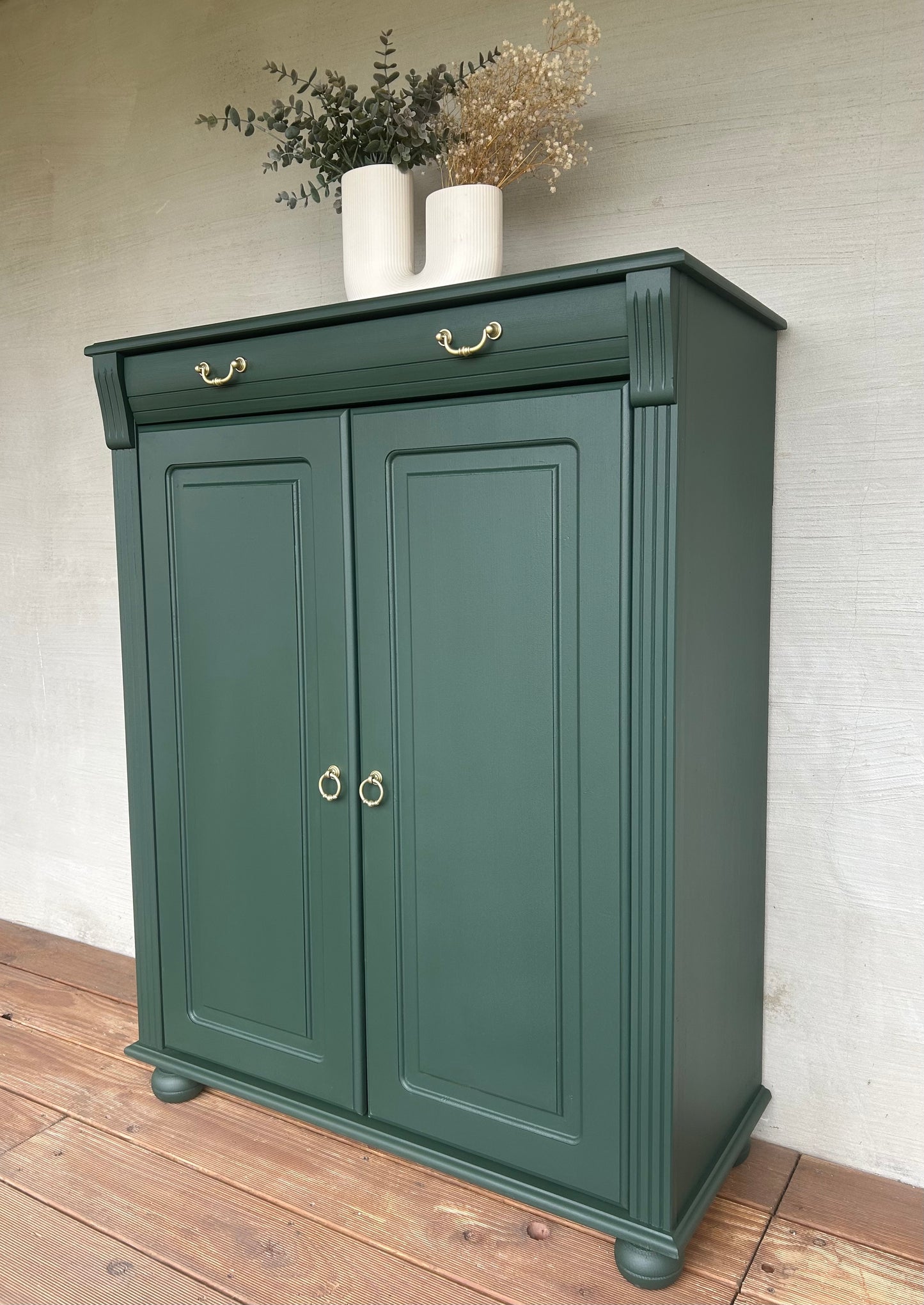 Grüner Vertiko – Stilvoll und individuell, Unikat - nachhaltiges Upcycling