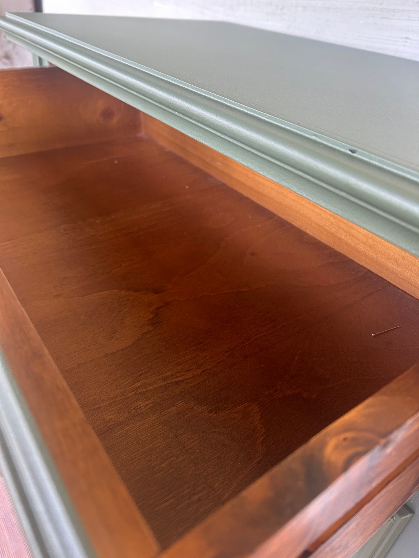 Kommode Olive grün • Vintage Sideboard Unikat