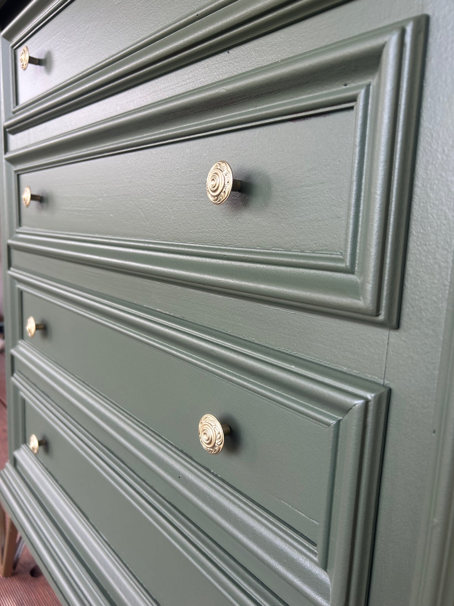 Kommode Olive grün • Vintage Sideboard Unikat