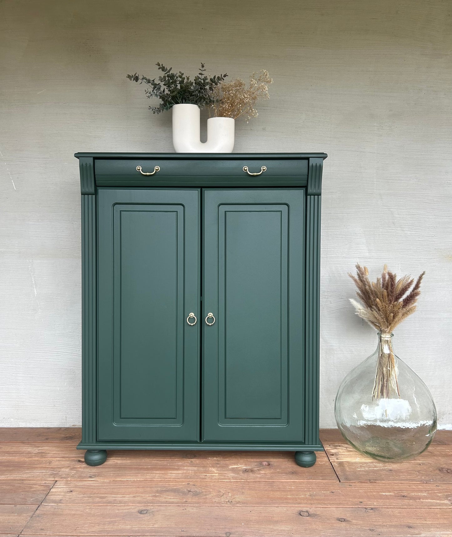 Grüner Vertiko – Stilvoll und individuell, Unikat - nachhaltiges Upcycling