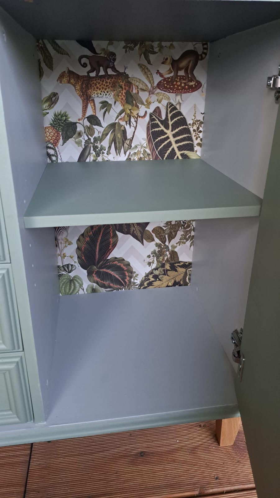 Vintage Boho Kommode Sideboard Upcycling-Kommode mit Rattangeflecht